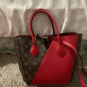 Louis Vuitton tote